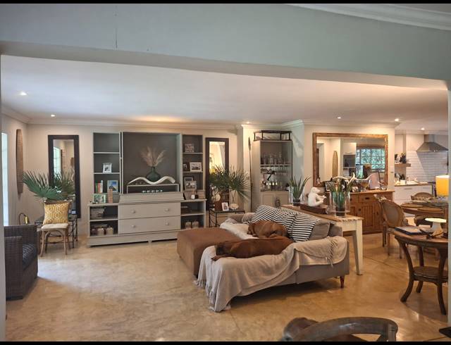 230,000M² FARM RENTED IN KARKLOOF